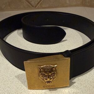Gucci Black Leather Belt with Gold Tiger Head Buckle